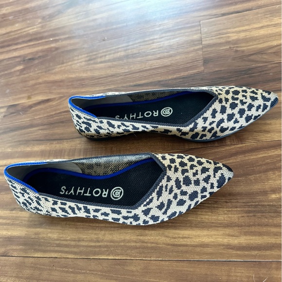 {Rothy’s} Leopard print they point ballet flat Size: 7 - Picture 3 of 6